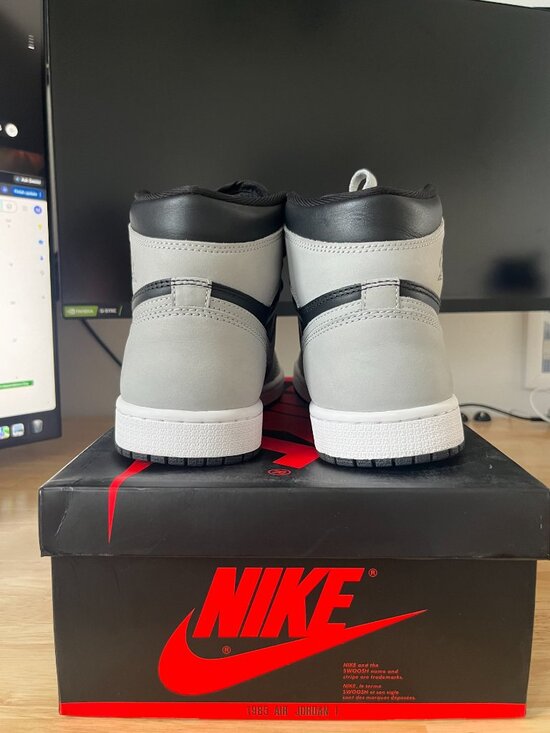 Men\'s 8 - Air Jordan 1 Retro High Shadow 2.0 (555088-035) with original box main image 4
